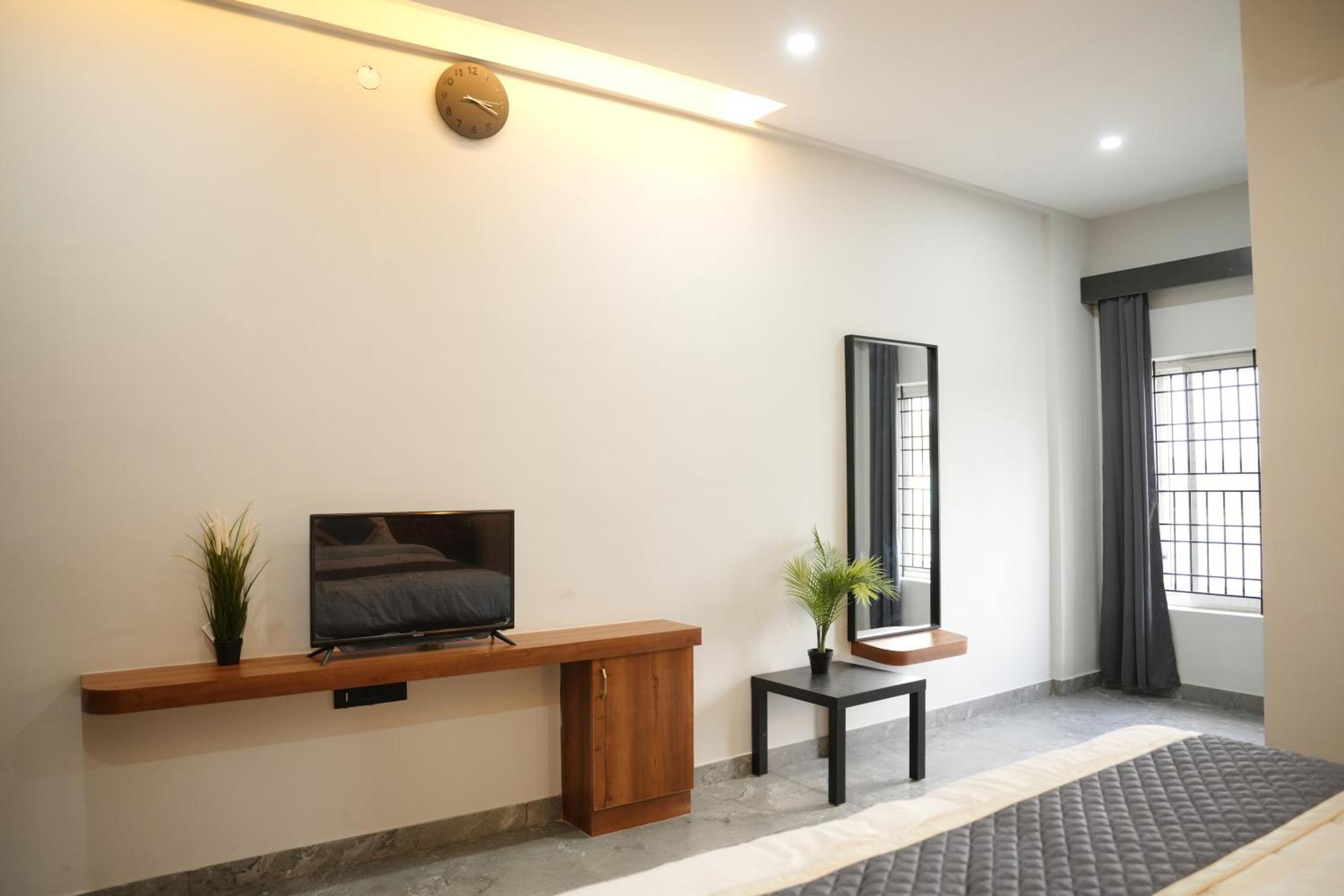 Sarvam Residency Hotel ซาการ์ ภายนอก รูปภาพ