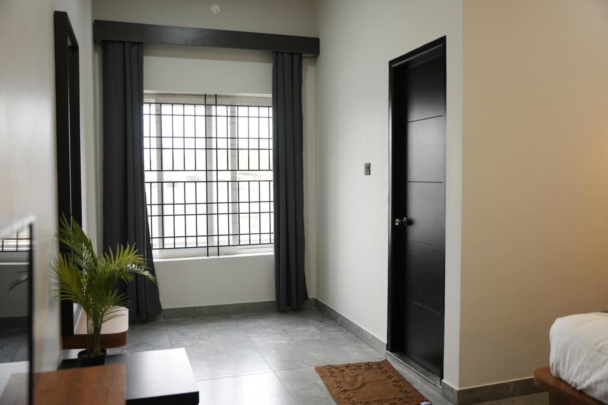 Sarvam Residency Hotel ซาการ์ ภายนอก รูปภาพ