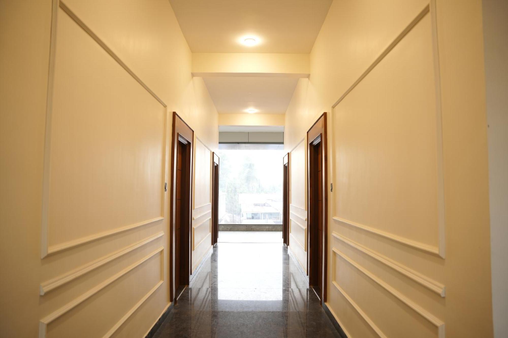 Sarvam Residency Hotel ซาการ์ ภายนอก รูปภาพ